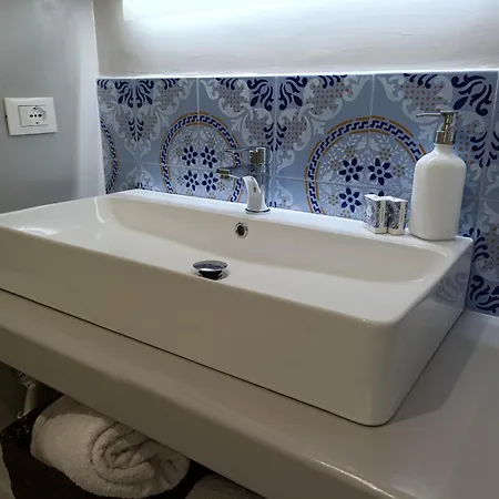 Casa Eolie Relax Апартаменты Липари